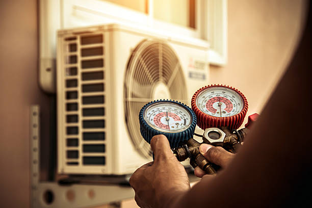 Professional Hvac technician working in Drake, KY